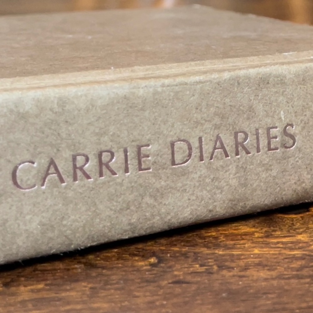The Carrie Diaries hardcover book